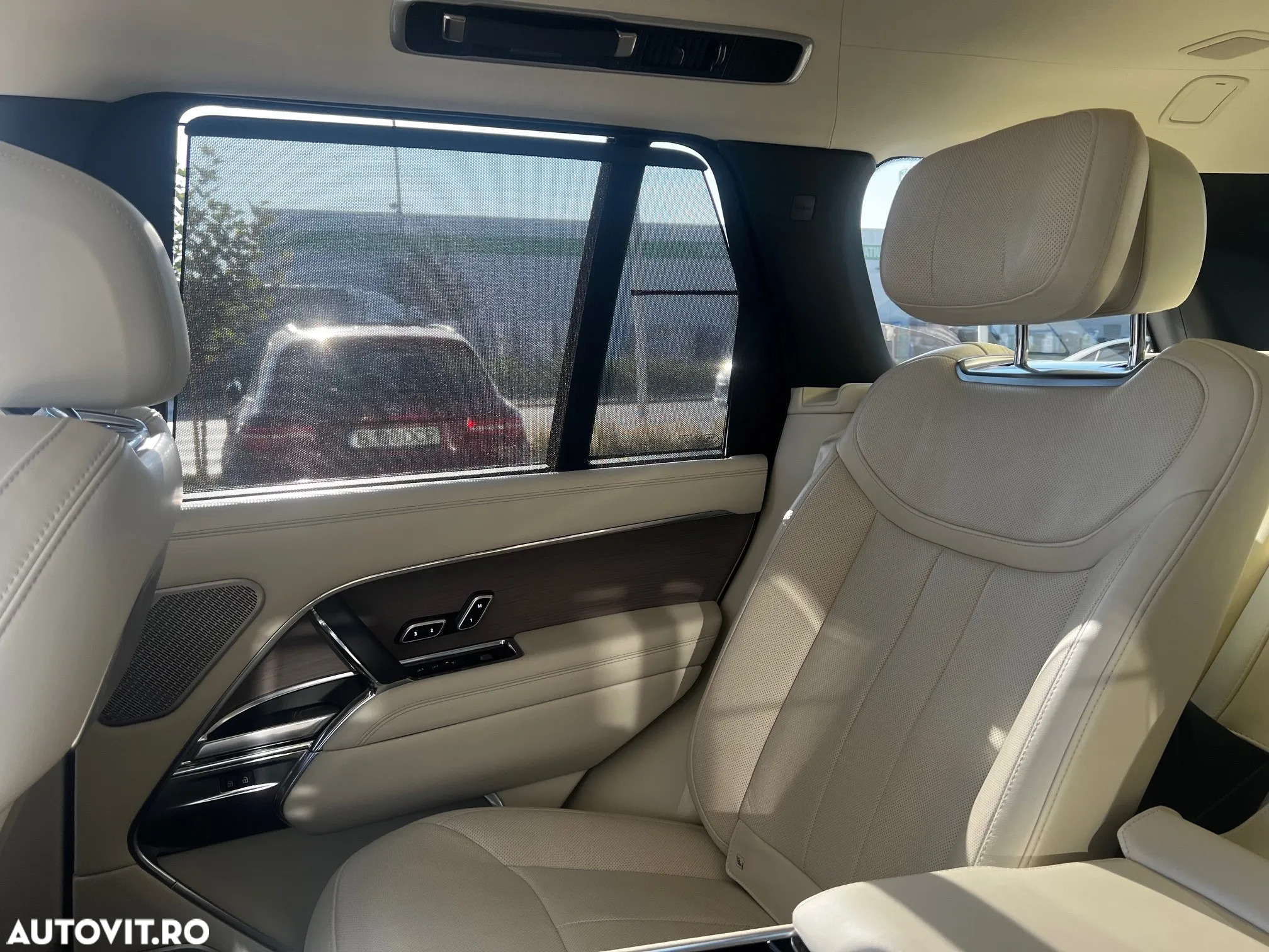 Land Rover Range Rover 3.0 I6 D350 MHEV Autobiography - 24