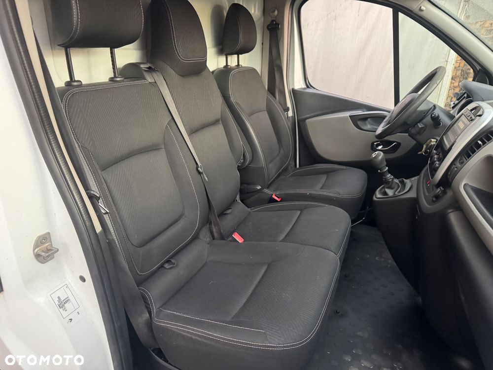 Renault Trafic - 20