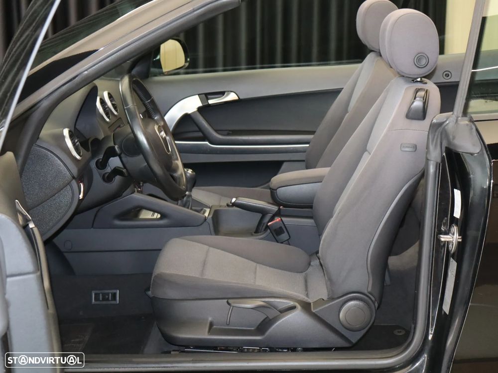 Audi A3 Cabrio 1.6 TDi S-line - 16
