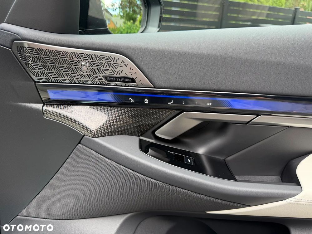 BMW Seria 5 520d xDrive mHEV M Sport - 16