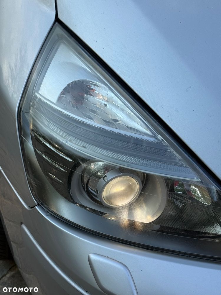 Renault Grand Espace 2.0 dCi FAP Initiale - 13
