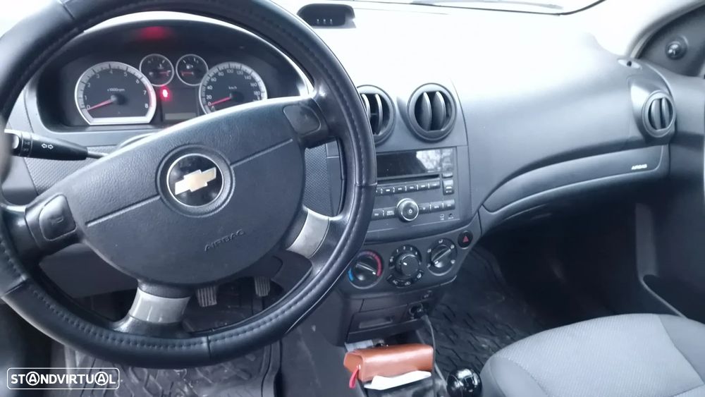 Chevrolet Aveo 1.2 LS - 4