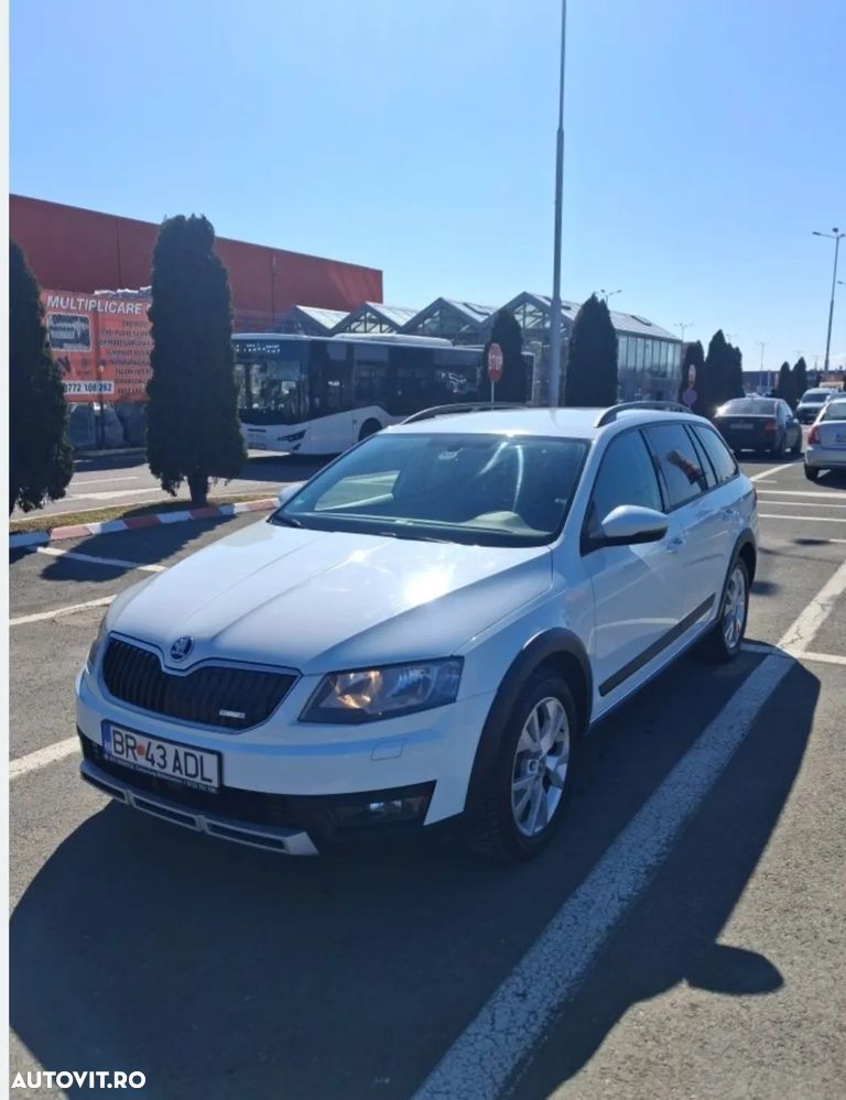 Skoda Octavia 2.0 TDI 4X4 DSG Scout - 8