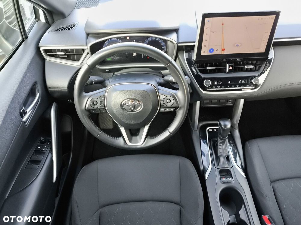Toyota Corolla Cross - 12