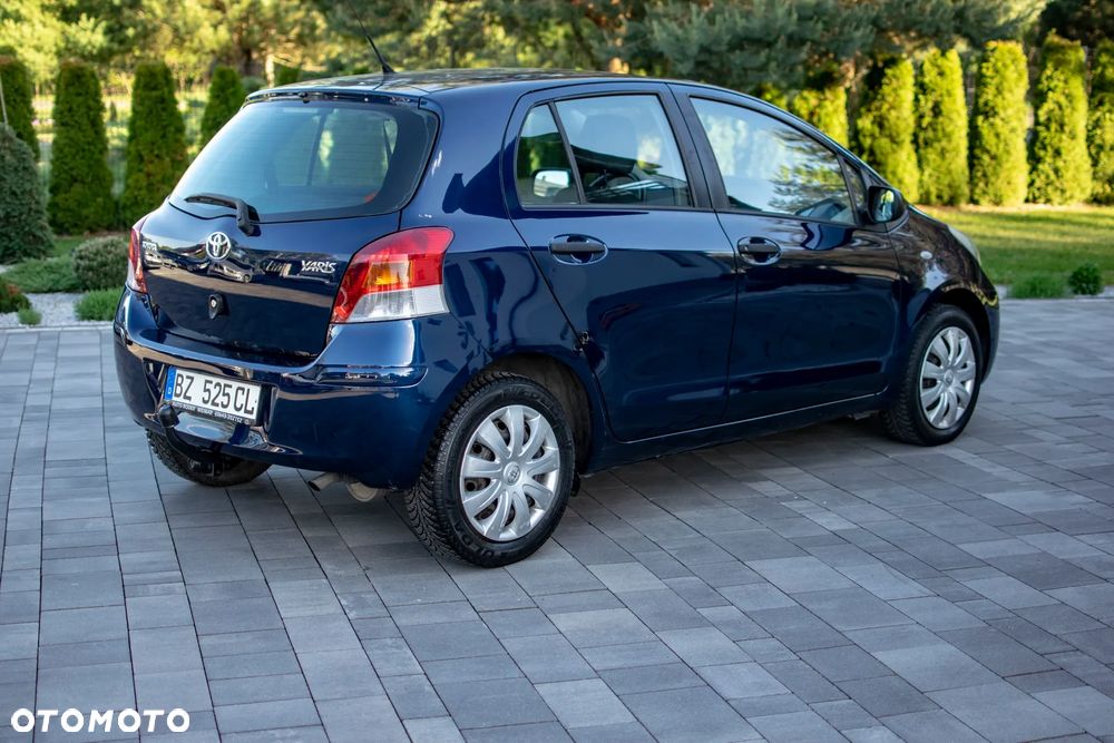 Toyota Yaris - 31