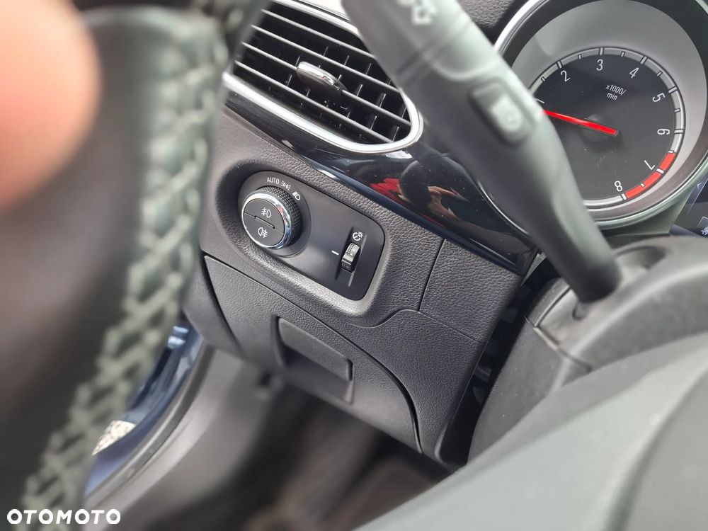 Opel Astra 1.4 Turbo Start/Stop Automatik Dynamic - 36