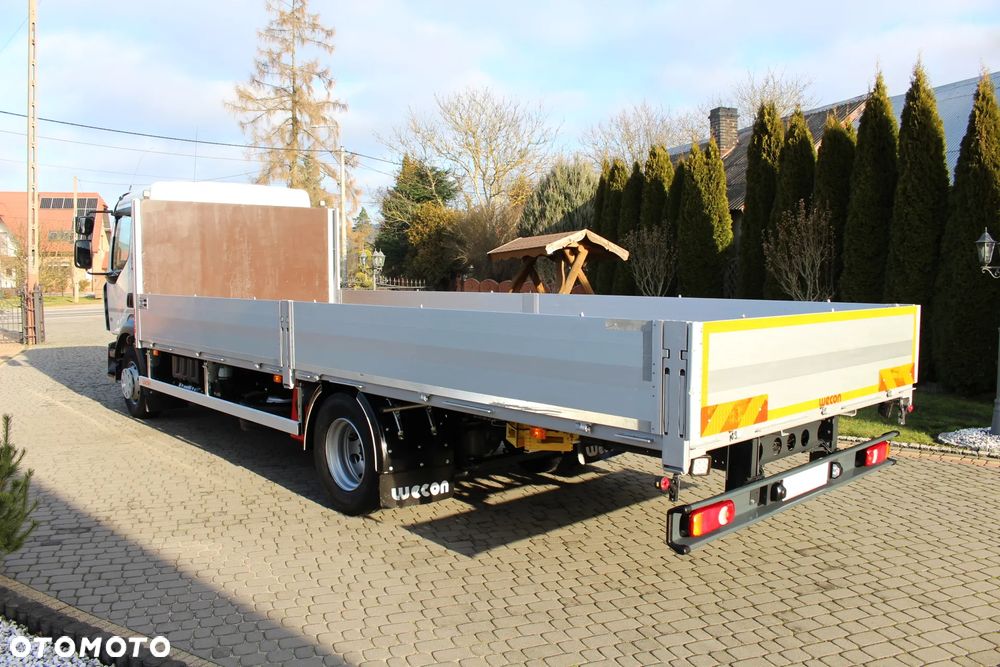 Renault / D16 / POLSKI SALON / NISKI PRZEBIEG 232 TYS KM / ŁADOWNOSC 9562 KG / ZABUDOWA SKRZYNIA 7.10 CM / WECON / Man /Volvo/Scania/ Atego/ - 7