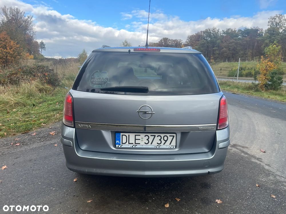 Opel Astra 1.6 Essentia - 6