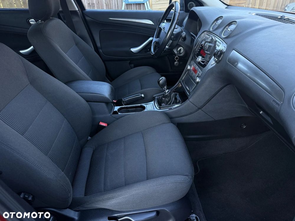 Ford Mondeo 2.0 TDCi Titanium S - 27