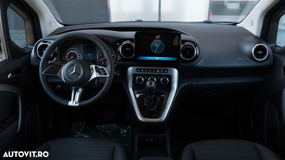 Mercedes-Benz T - 10