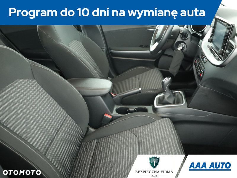 Kia Ceed - 8