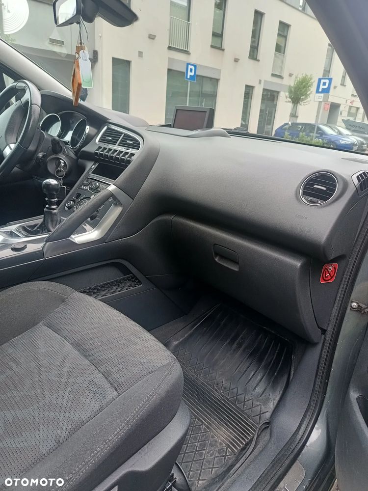 Peugeot 3008 2.0 HDi Premium+ - 5