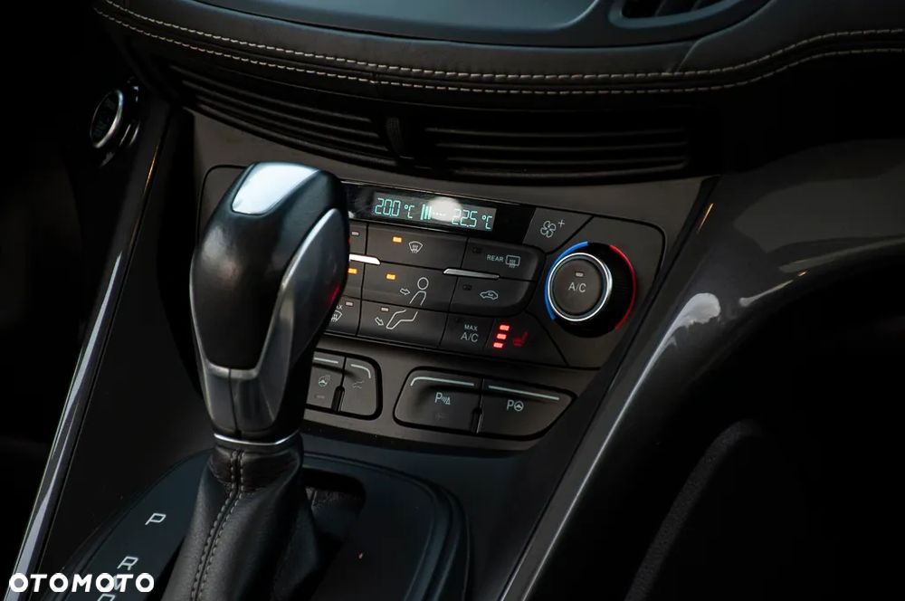 Ford Kuga 2.0 EcoBoost 4x4 ST-Line - 15