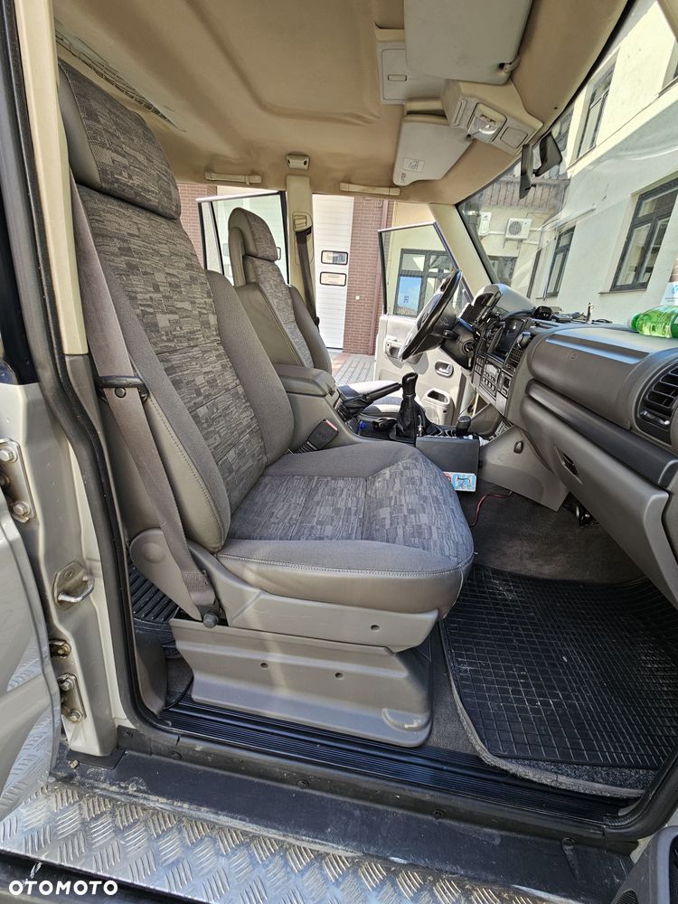 Land Rover Discovery II 2.5 TD E - 13