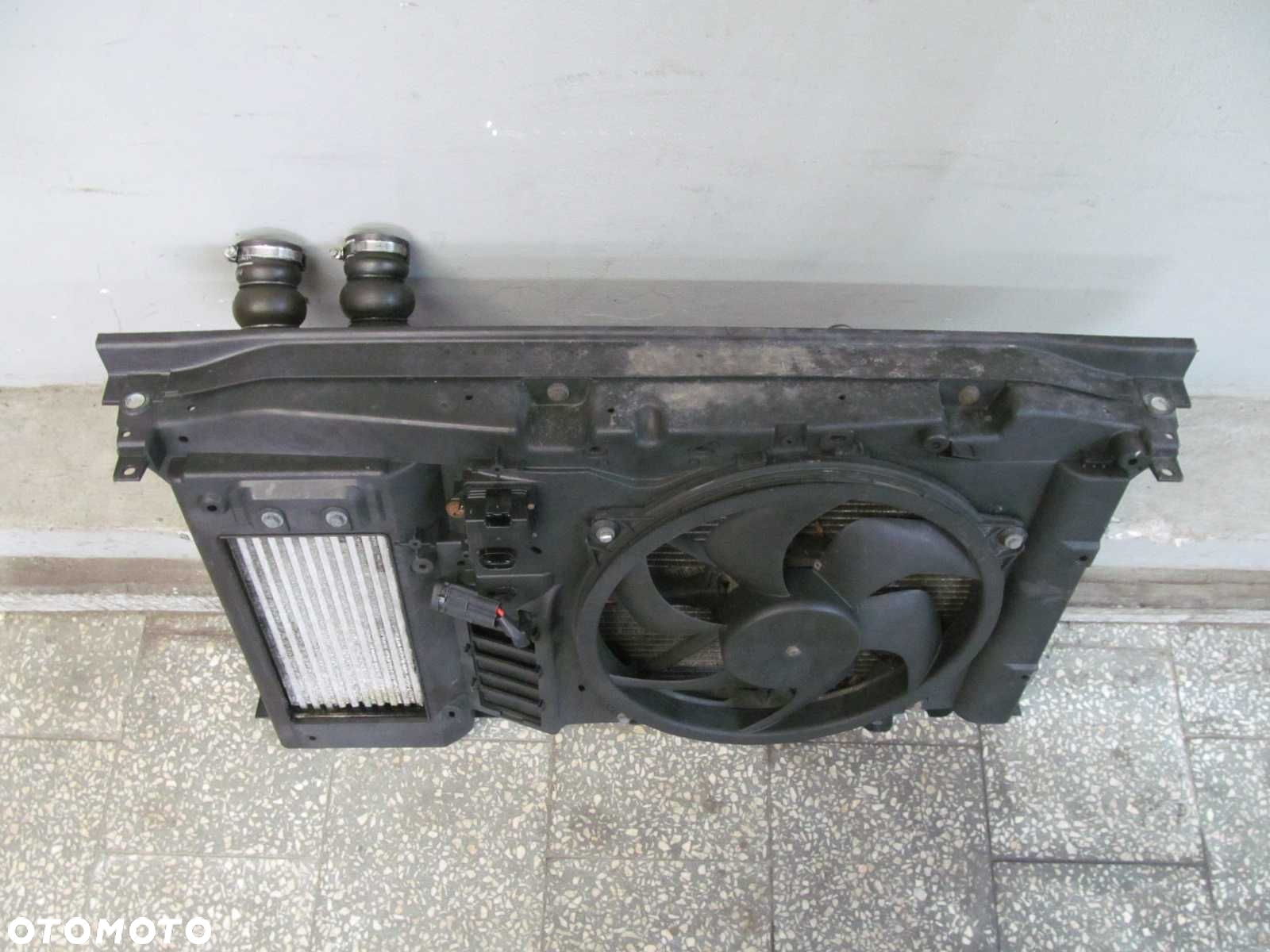 CITROEN C4 PICASSO GRAND 1.6 HDI WZMOCNIENIE CHLODNICE PAS 06-13 - 2