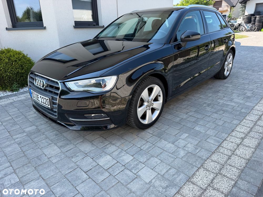 Audi A3 Sportback - 3