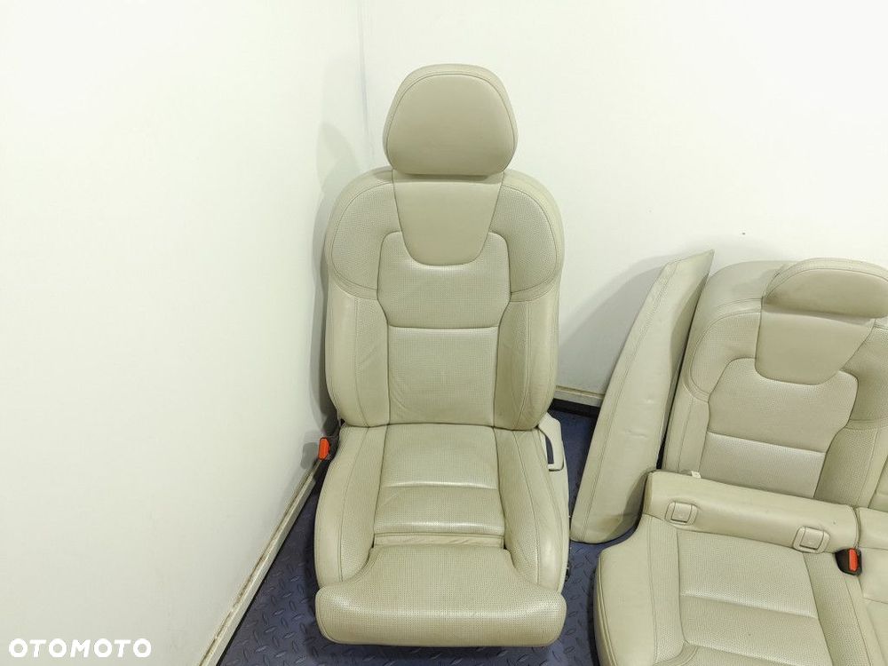 VOLVO S90 II LONG FOTELE KANAPA WNĘTRZE BOCZKI INSCRIPTION BLOND NAPPA - 2