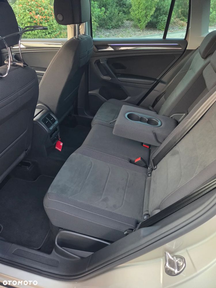 Volkswagen Tiguan 2.0 TDI SCR 4Mot Elegance DSG - 16