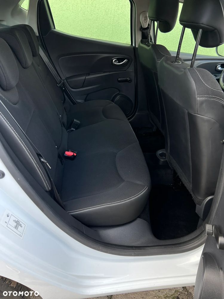 Renault Clio - 11