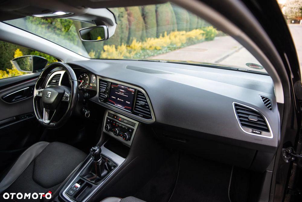 Seat Leon 2.0 TDI DPF Start&Stop XCELLENCE - 38