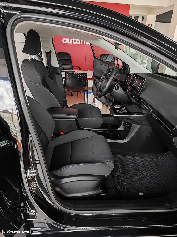 MG MG4 64 kWh Comfort - 19