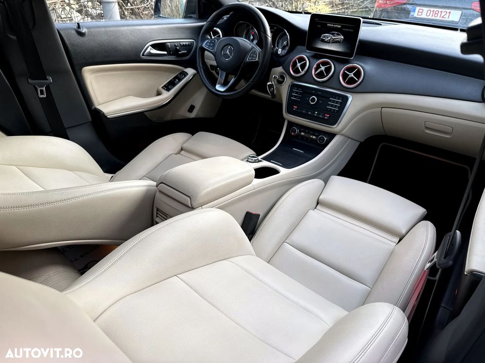 Mercedes-Benz CLA - 17