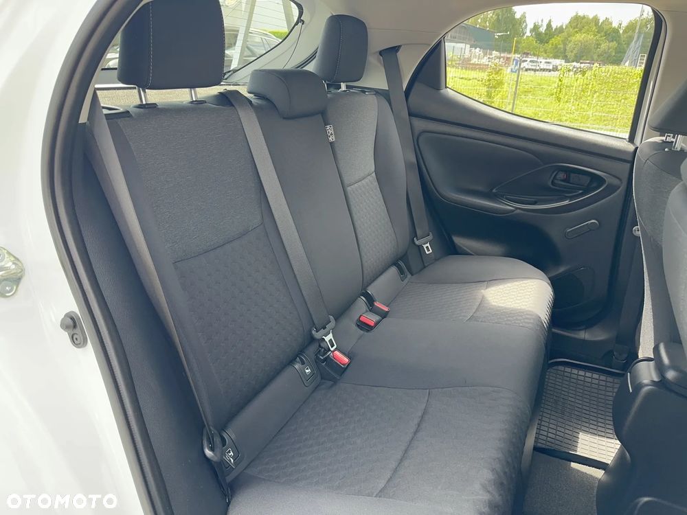 Toyota Yaris Hybrid 1.5 Comfort - 22
