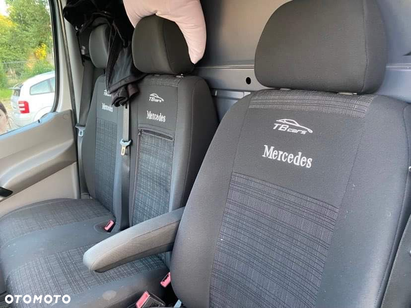 Mercedes-Benz Sprinter - 11