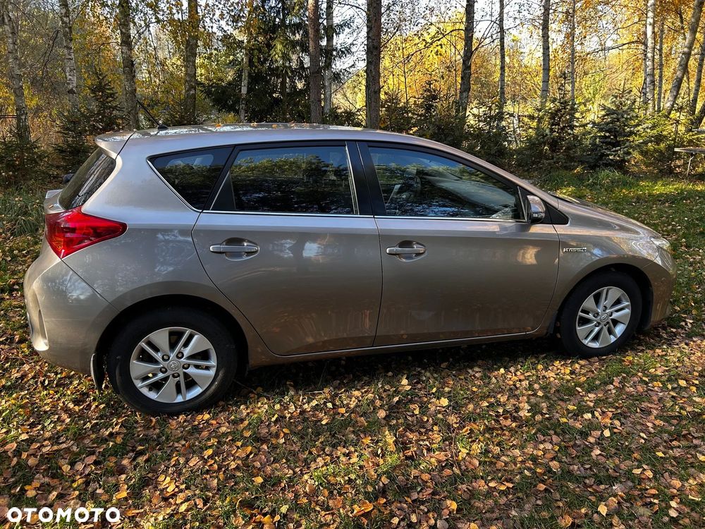 Toyota Auris - 4