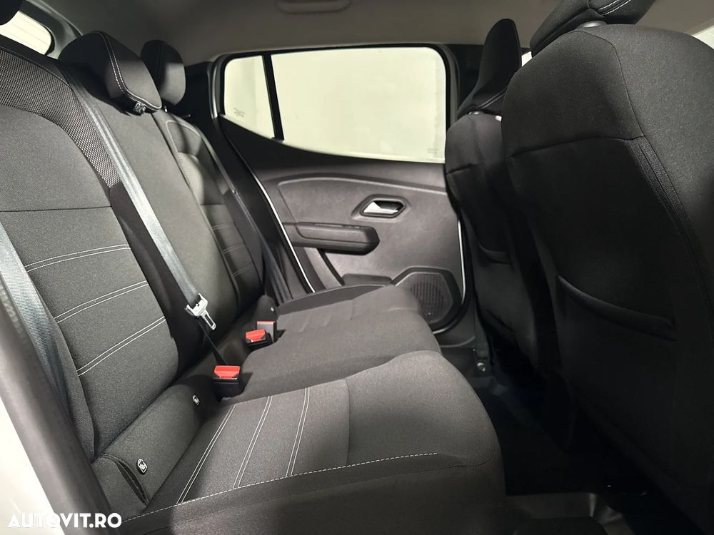 Dacia Sandero - 13