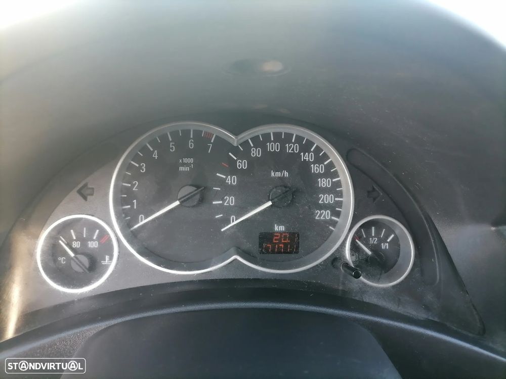 Opel Corsa 1.2 16V Confort - 17