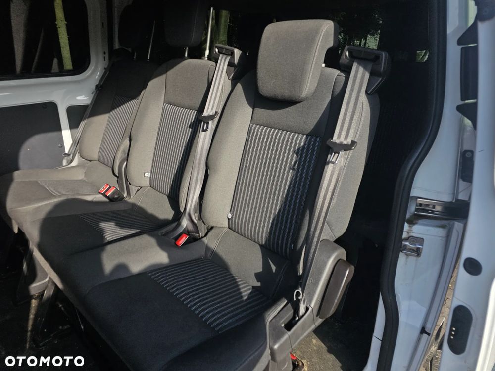 Ford Transit - 15