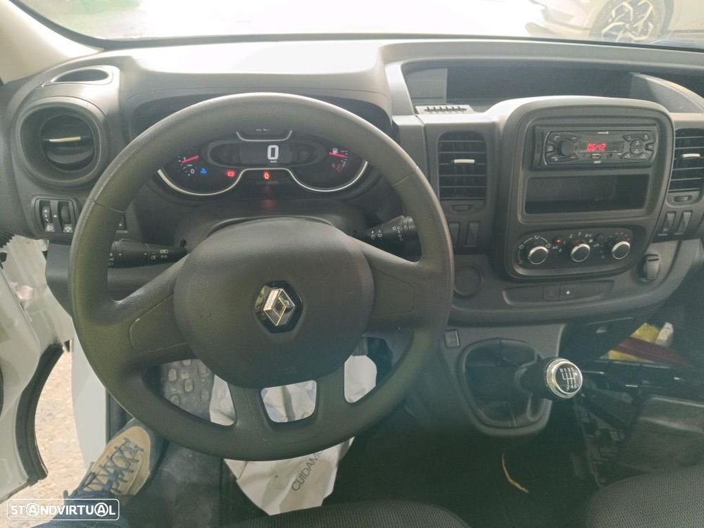 Renault trafic - 7