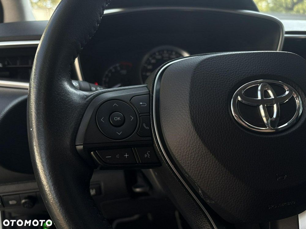Toyota Corolla - 23