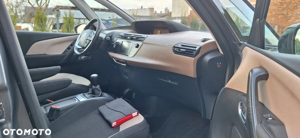 Citroën C4 Picasso e-HDi 115 Intensive - 8