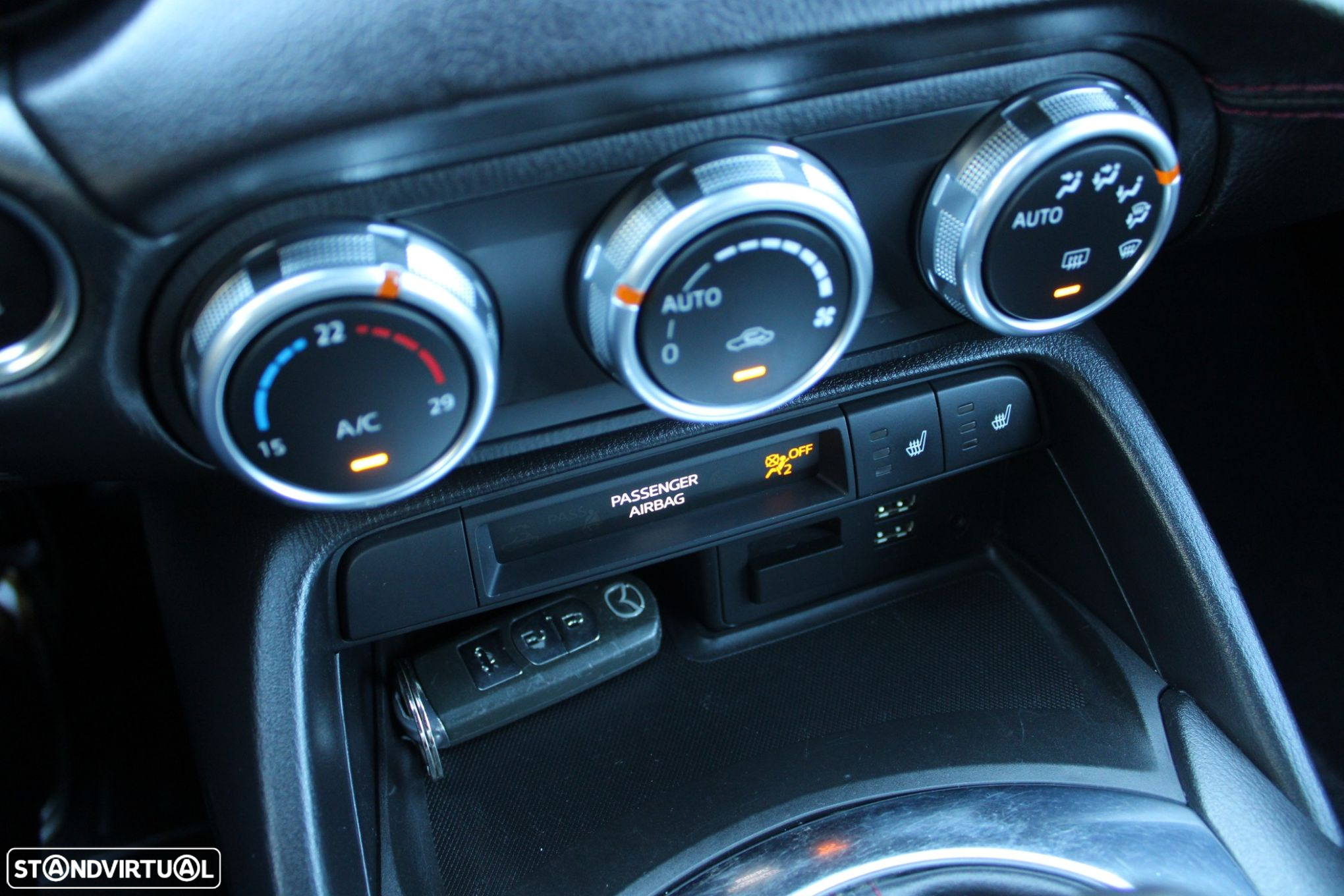 Mazda MX-5 SKYACTIV-G 131 SAKURA - 35