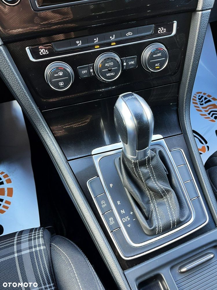 Volkswagen Golf VII 2.0 TDI BMT GTD DSG - 28