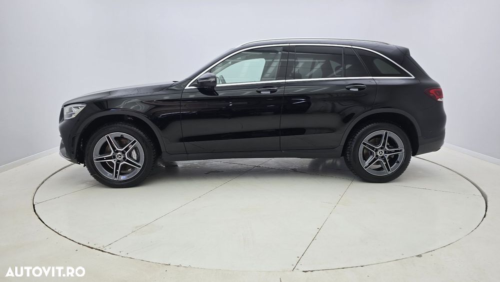 Mercedes-Benz GLC 300 e 4MATIC - 11