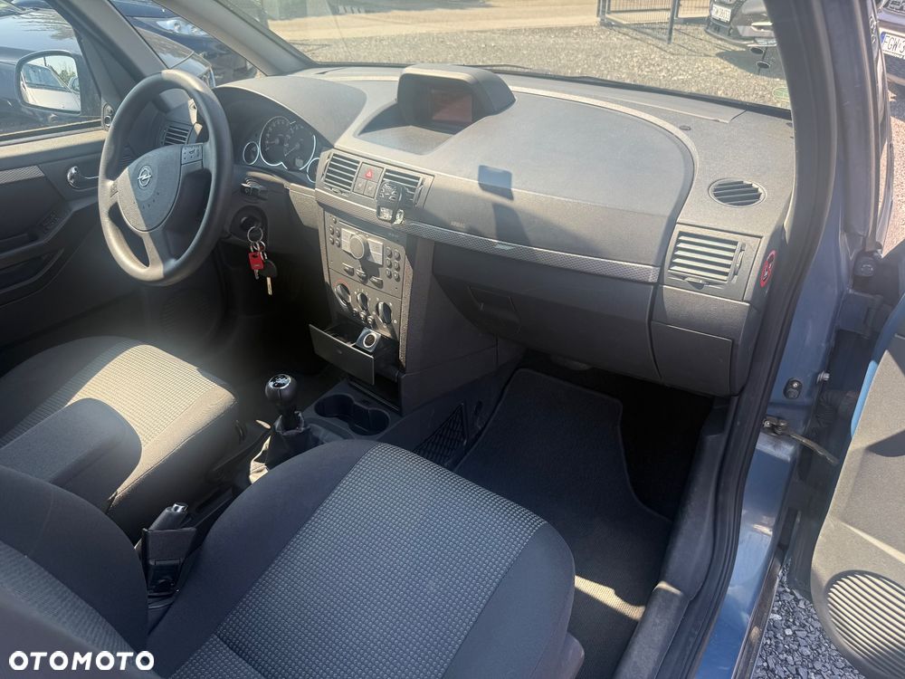 Opel Meriva - 11
