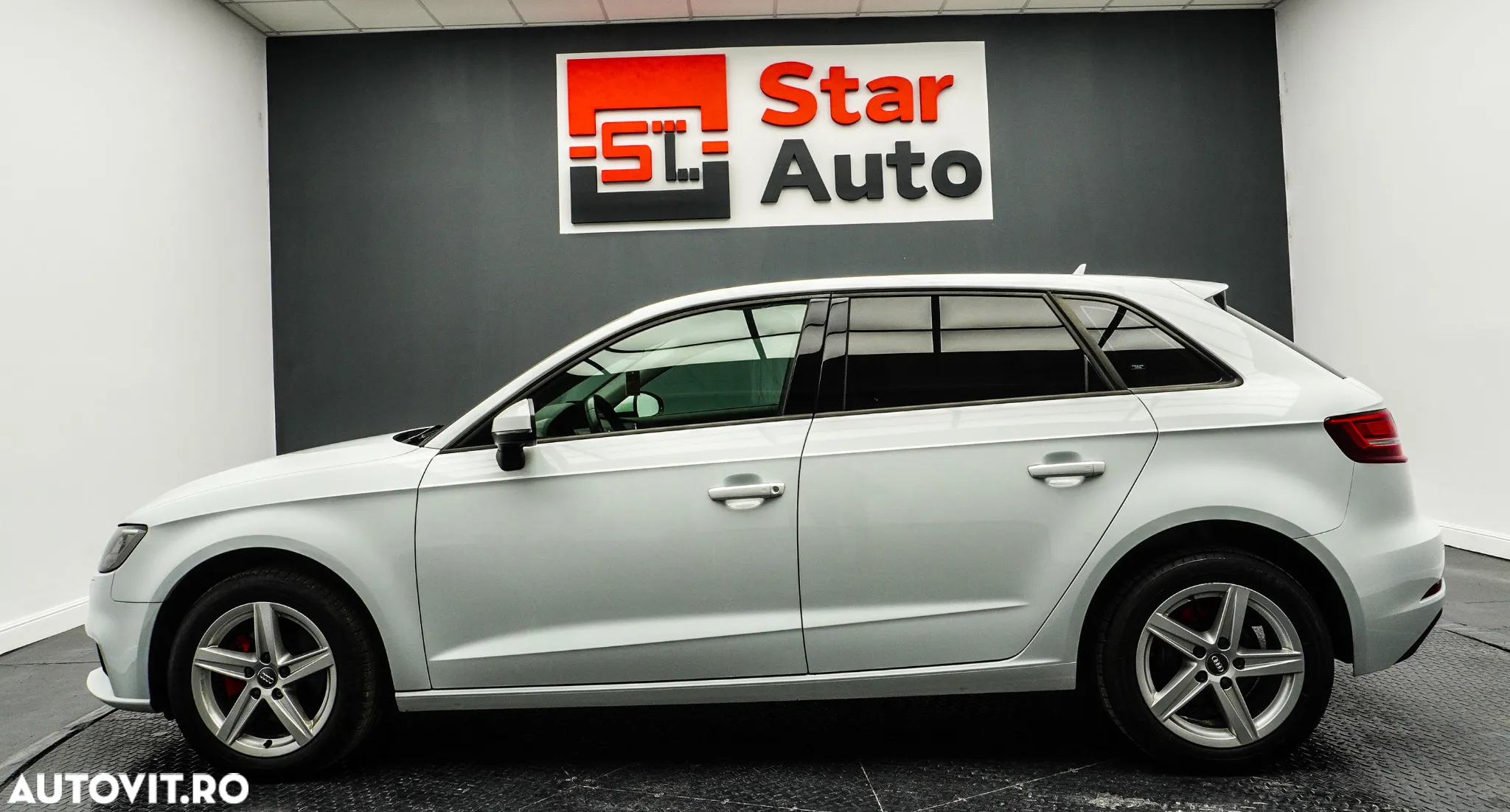 Audi A3 Sportback 1.6 TDI S tronic Design - 10