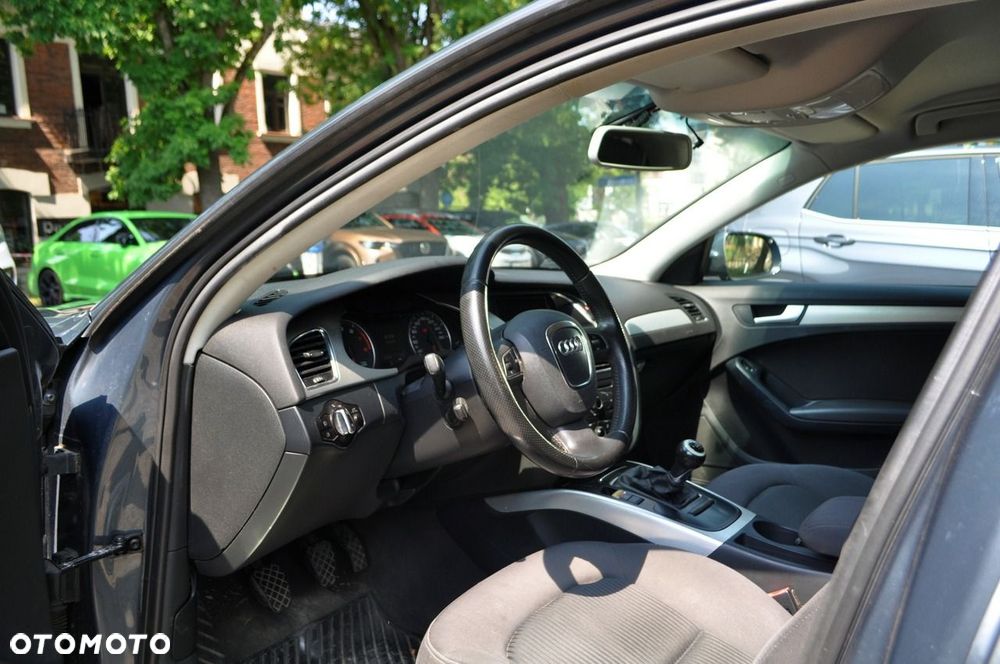Audi A4 Avant - 12