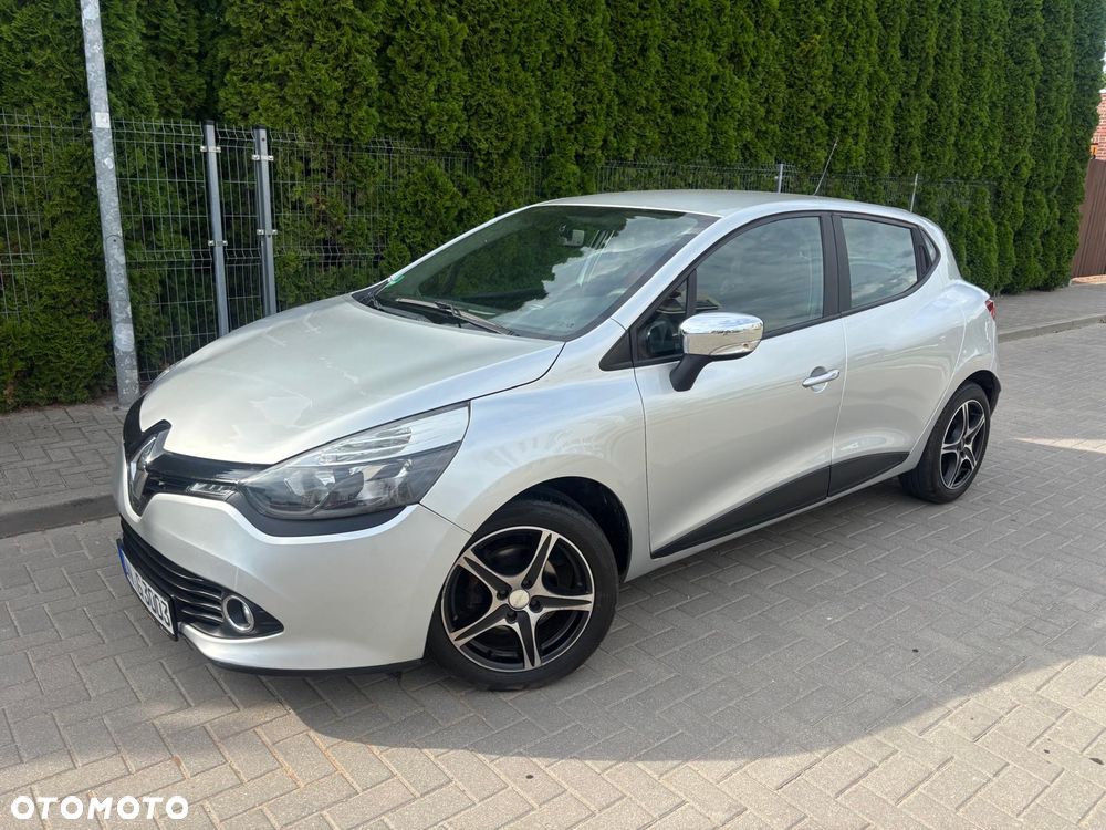 Renault Clio TCe 90 Paris - 8