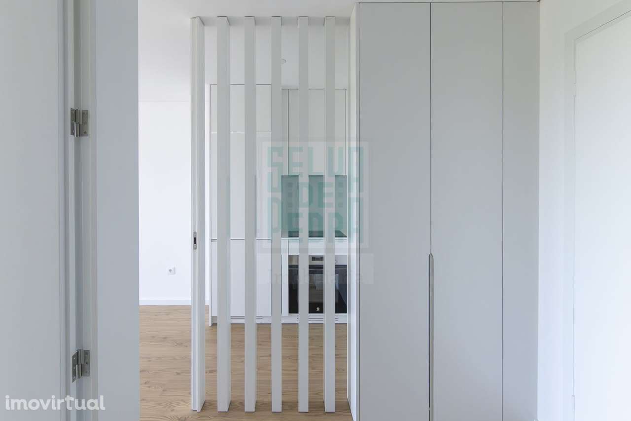 T1 C/ varanda e garagem - Arrendamento! - Grande imagem: 4/17