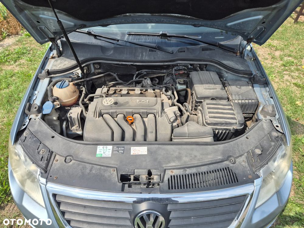 Volkswagen Passat 2.0 FSI Comfortline - 8