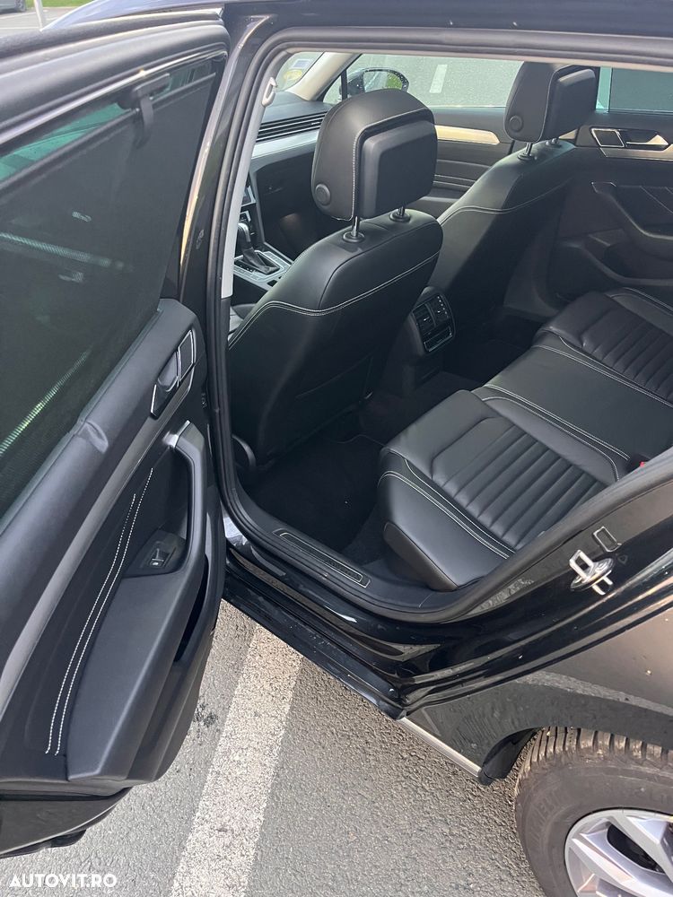 Volkswagen Passat 2.0 TDI SCR DSG Elegance - 8