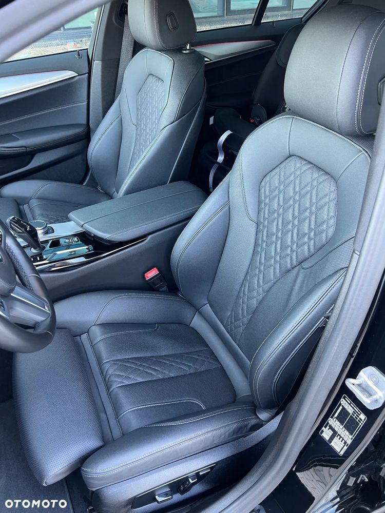 BMW Seria 5 518d M Sport sport - 8
