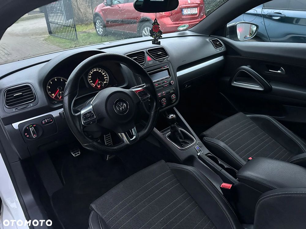 Volkswagen Scirocco - 11