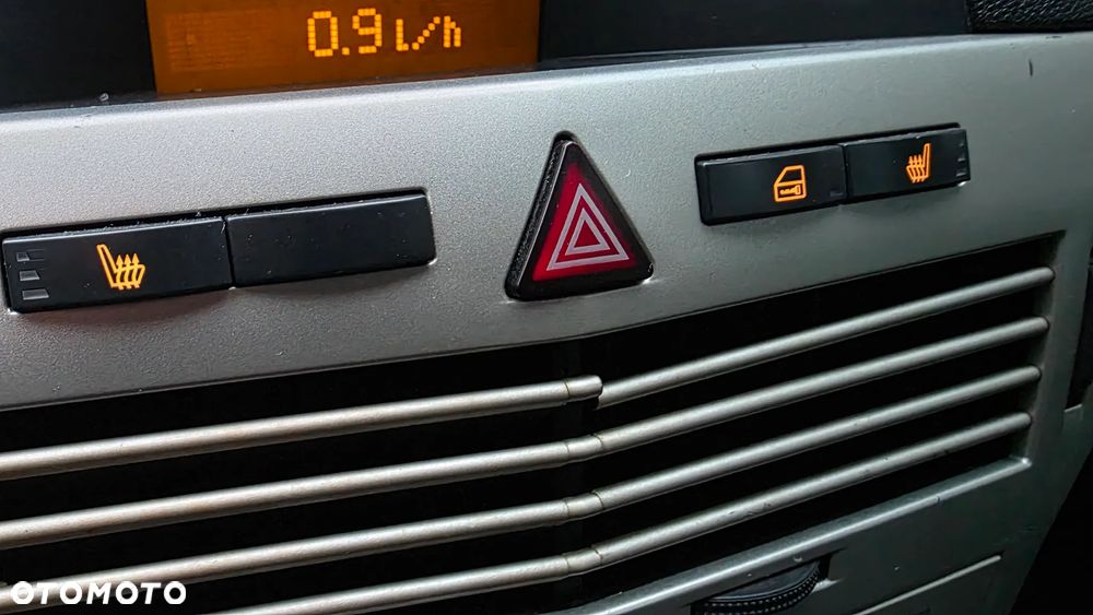 Opel Astra 1.7 CDTI DPF Color Edition - 38