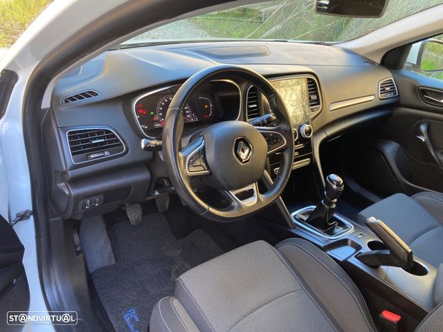 Renault Mégane Sport Tourer 1.5 Blue dCi Intens - 11