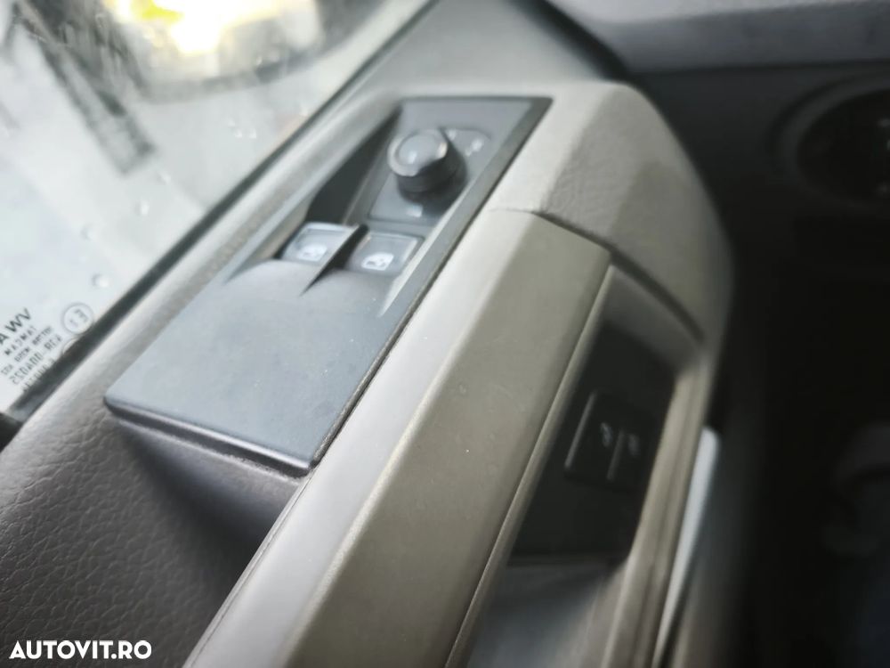 Volkswagen CRAFTER - 12